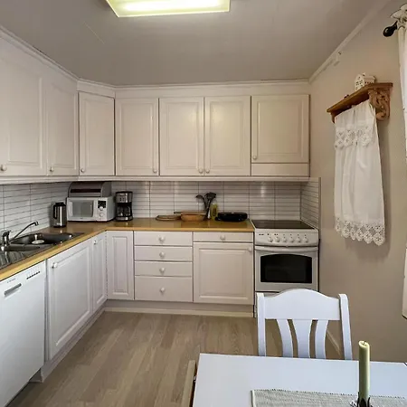 Pet Friendly In With Wifi Holiday home