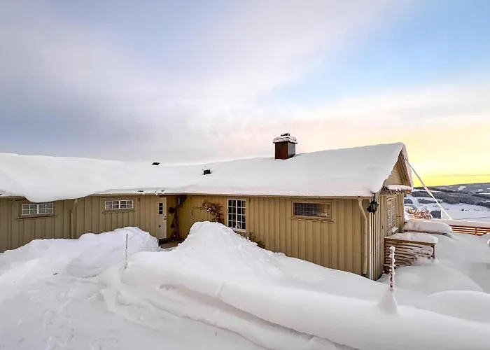 Holiday home Amazing In Svingvoll